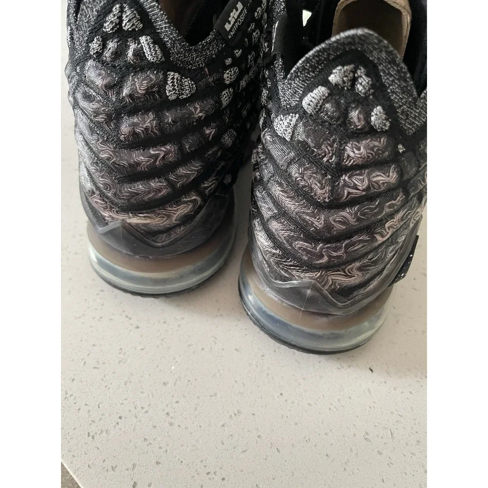 LeBron 17 Basketball Shoes In A Size 8